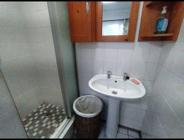 1 BEDROOM PROPERTY TO RENT IN FARNINGHAM RIDGE